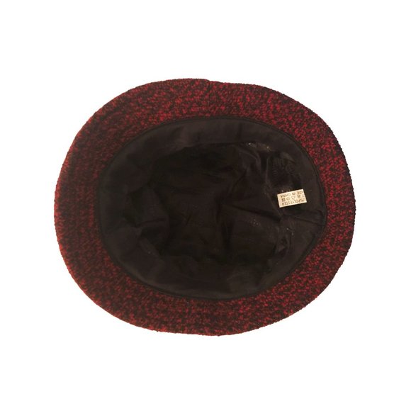 Bell / Cloche women's winter hat in red and black with black band & black flower - Picture 6 of 6